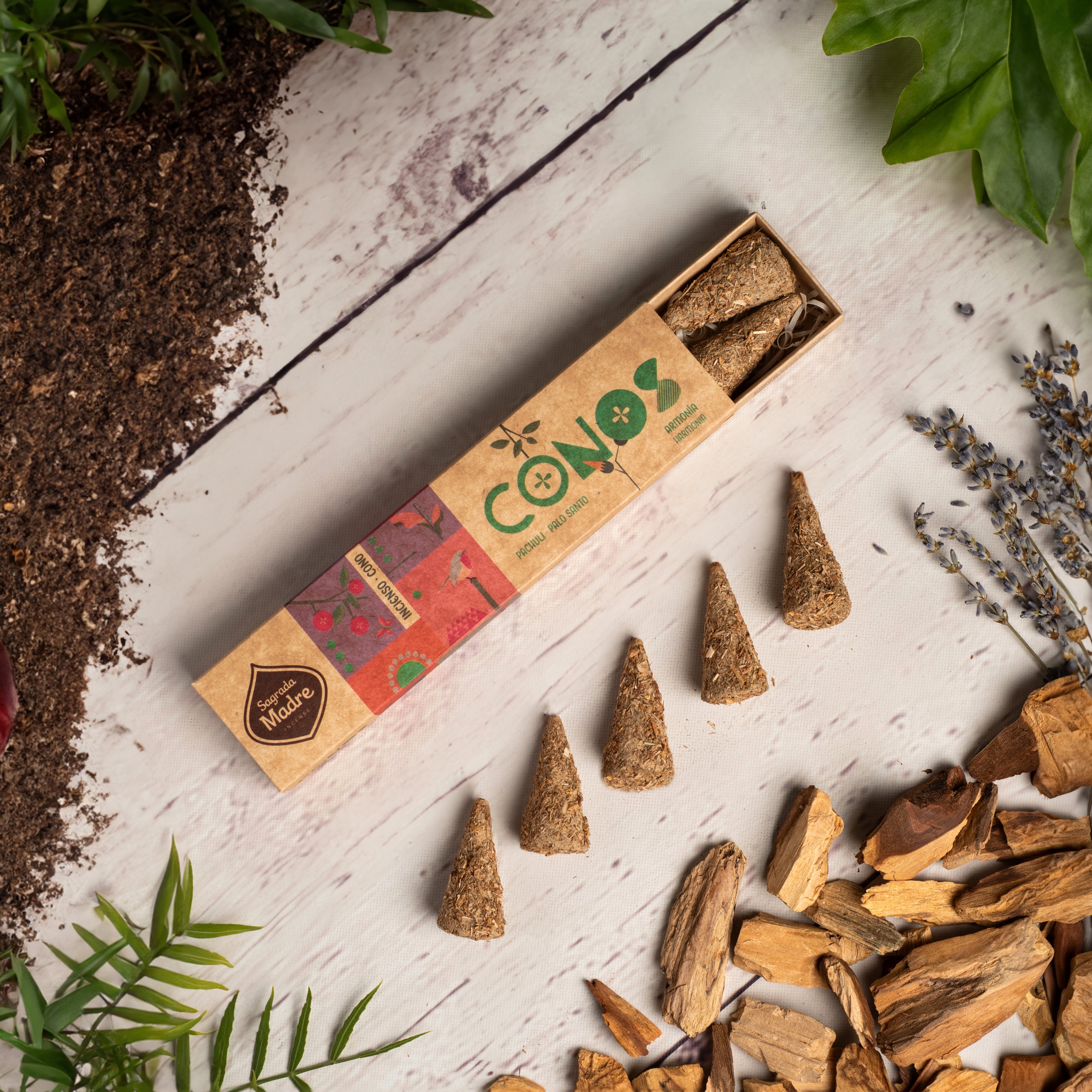 Sagrada Madre Kūginiai Smilkalai – Pačiulis ir Palo Santo