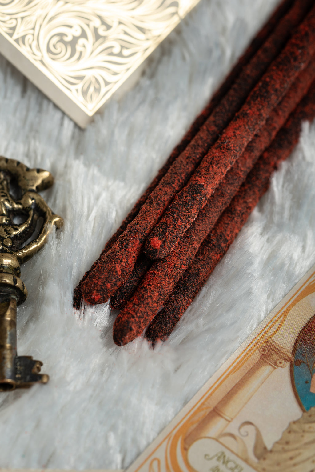 Sagrada Madre Tarot Angelai – Vidinė Jėga (Saldus Kakavos Aromatas)
